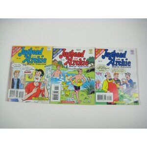 Lot 3 Jughead and Archie Comic Digest 1998 1999  Numbers 152 143 144 Veronica